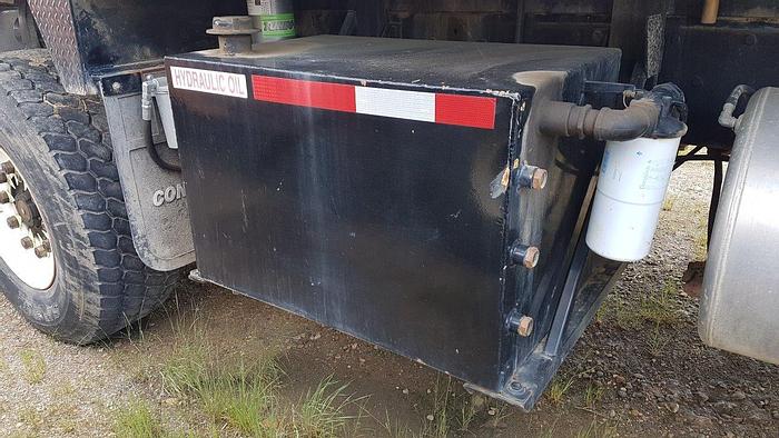 Used 1980 MACK DM600 Twin Steer Heavy Duty Oilfield Pump / Kill Truck