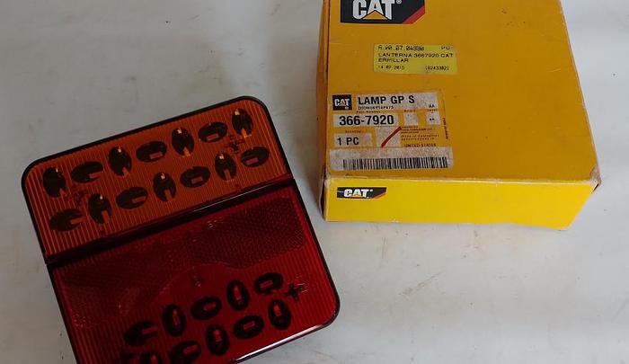Farol Seta Caterpillar 366-7920
