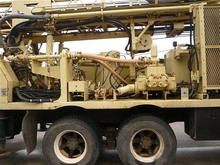 Used 1992 Ingersoll-Rand TH60 Drill Rig
