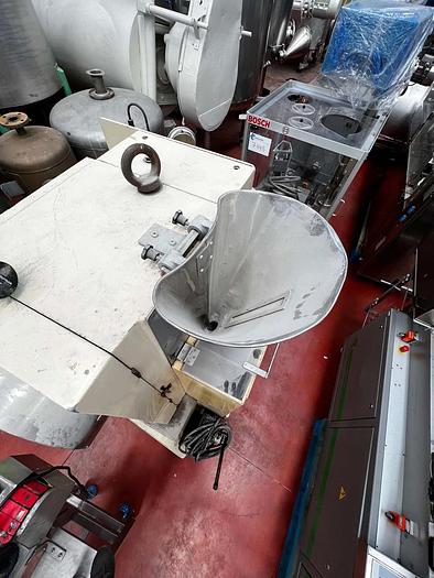 Usado Compactadora WILHELM FETTE modelo EXACTA 31.