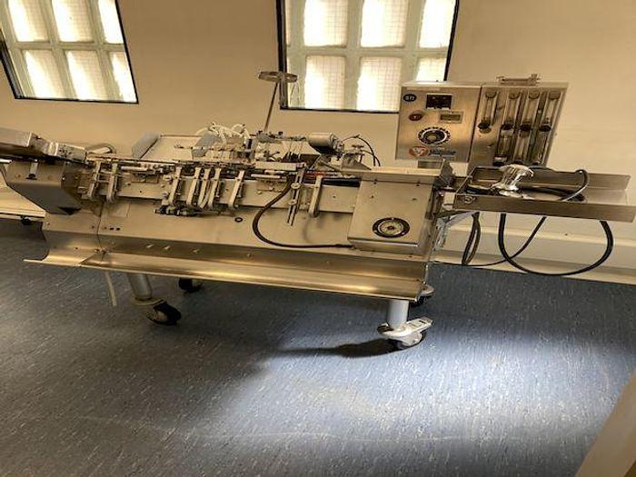 Usado Maquina llenadora/cerradora de ampollas Strunck Modelo ASR  A03