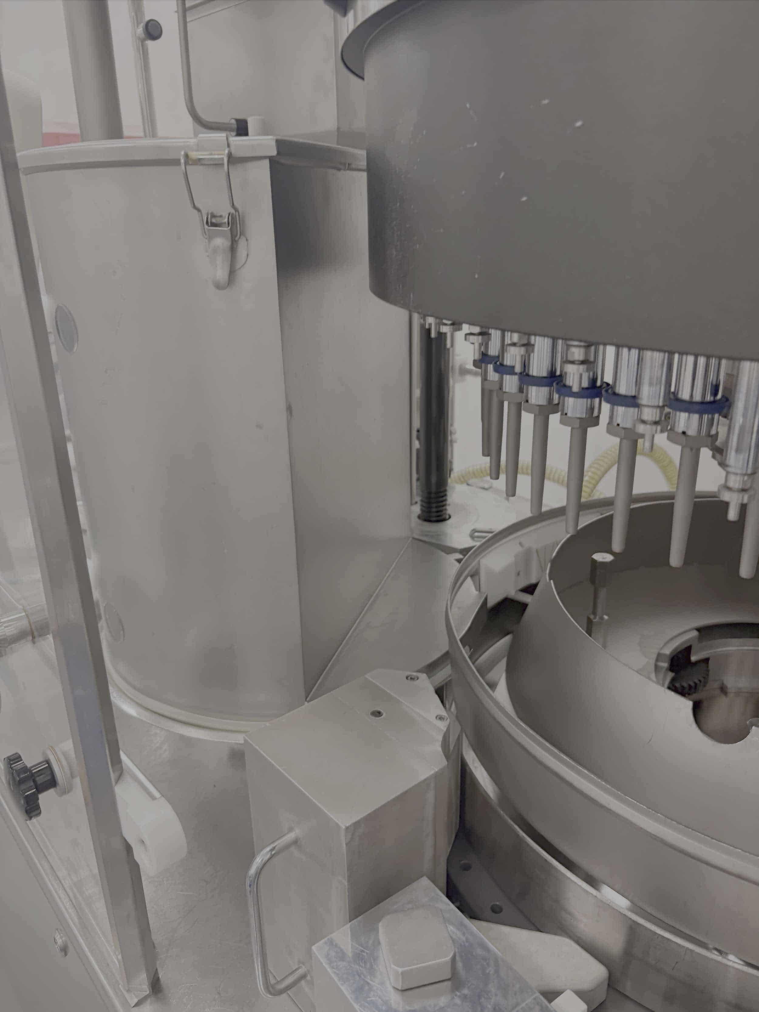 Usado FO Máquina de llenado de cápsulas MG2 G140