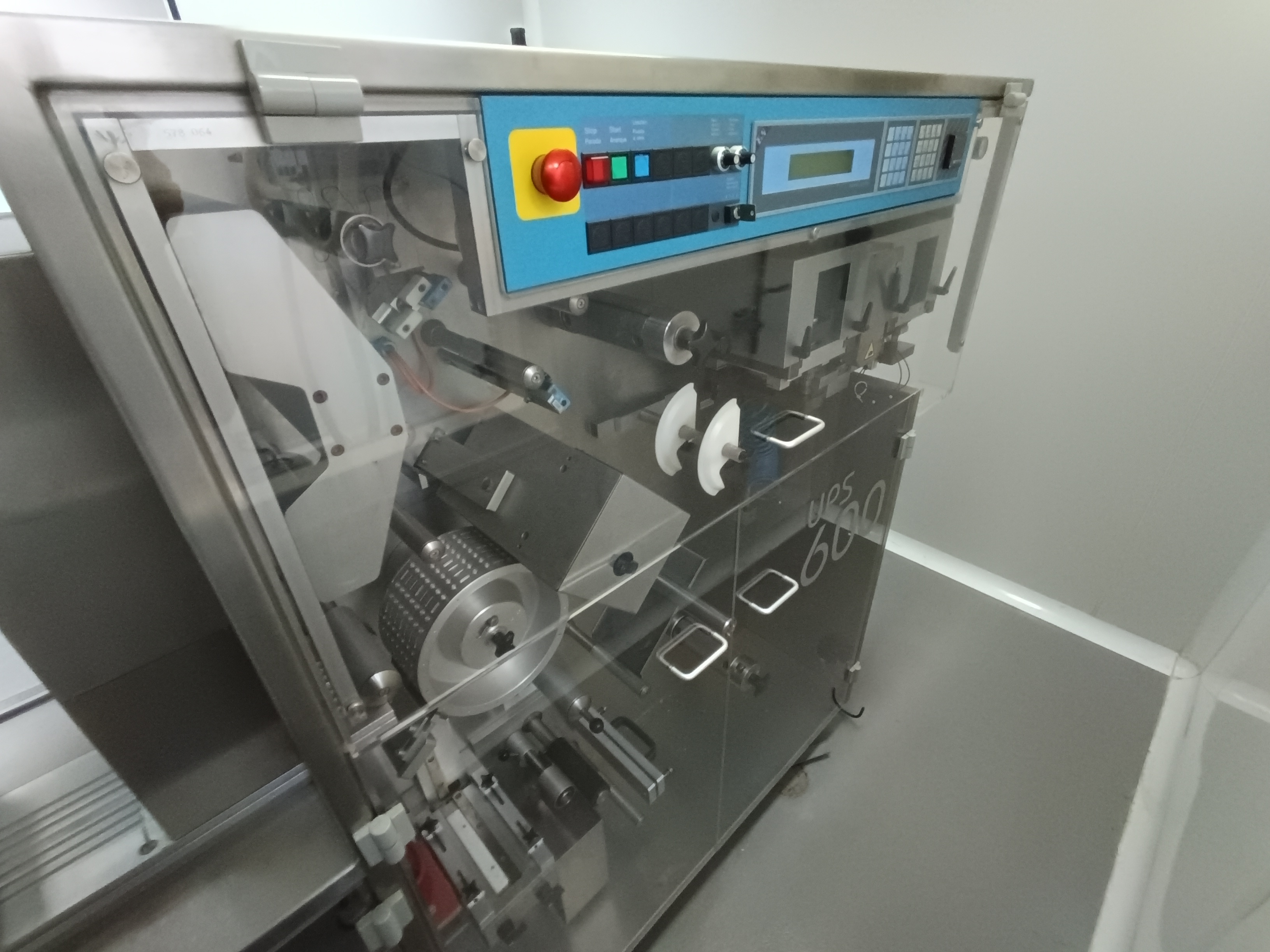 Usado Emblistadora UHLMANN UPS 600