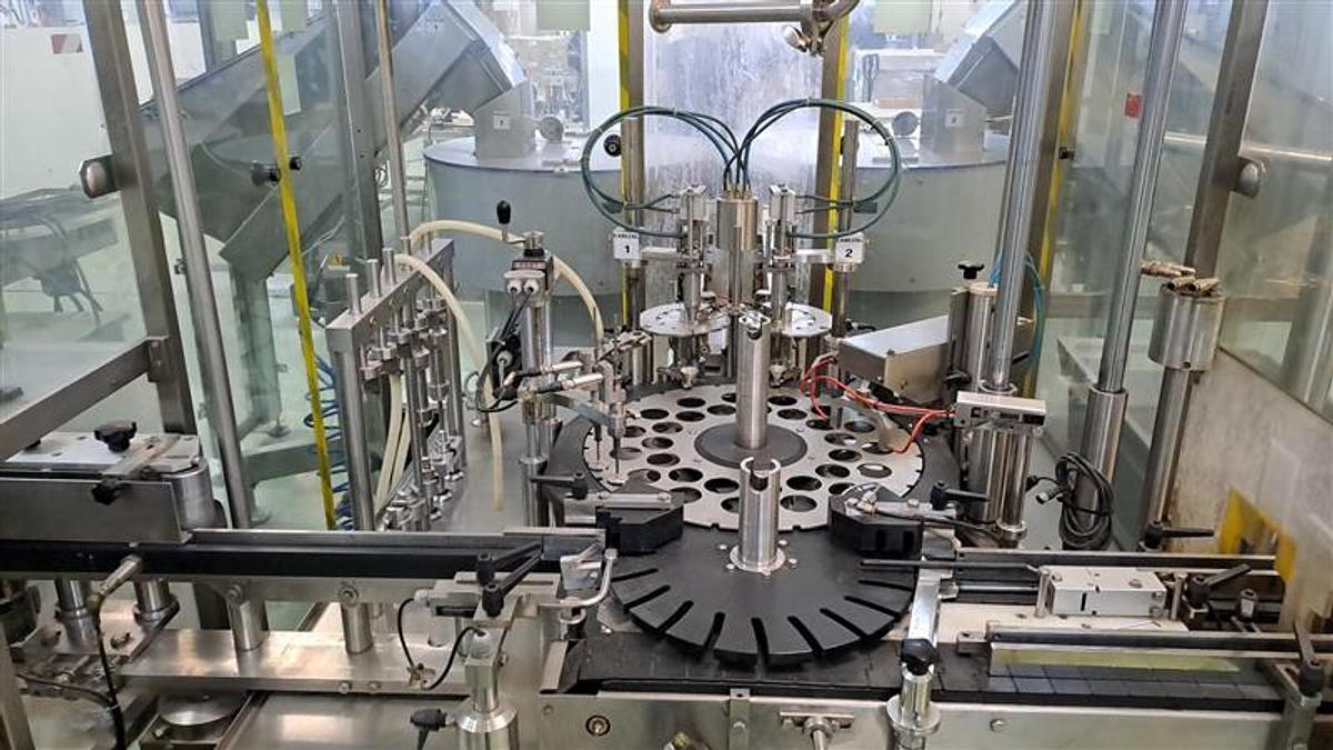 Usado Maquina llenadora cerradora IMA  F57 atex  