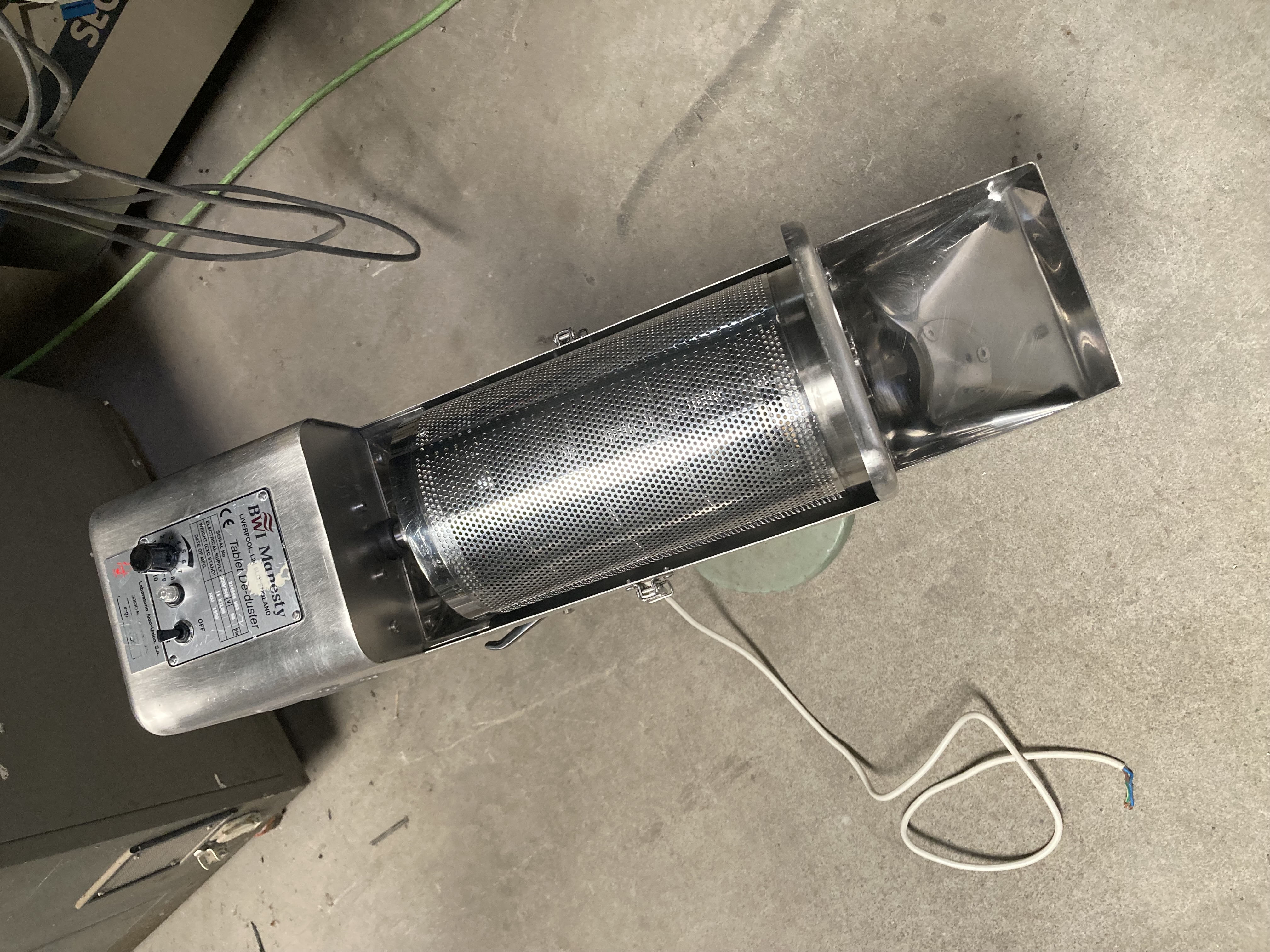Usado Limpiador de capsulas y comprimidos Tablet De-duster Manesty