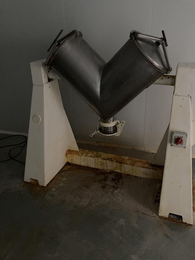 Usado Mezclador de polvo 100 litros .