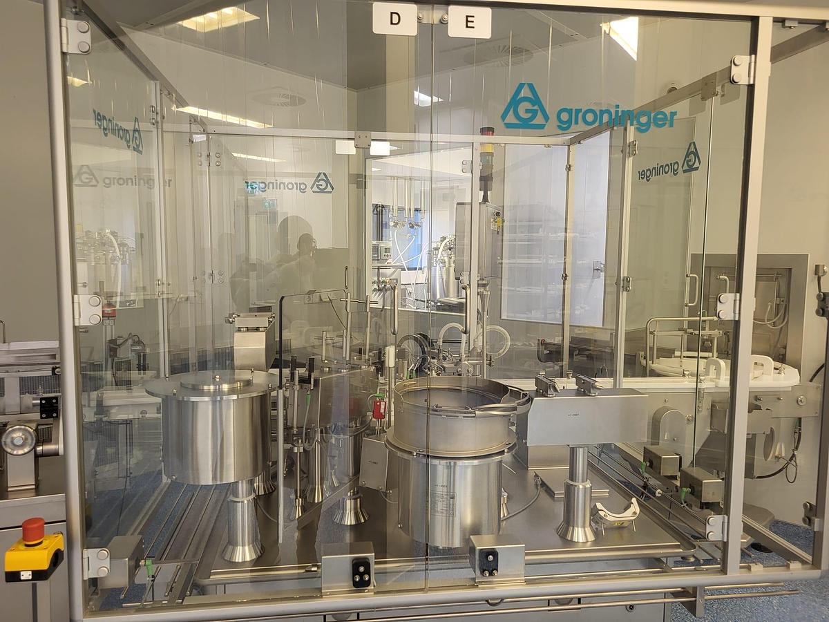 Usado it Linea Steriline Washer . Tunnel Steriline VSH02 . Filler Groninger KFVG251