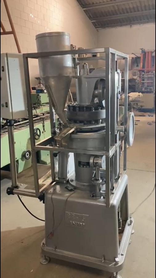 Usado Comprimidora Bonals BR Tipo D 16