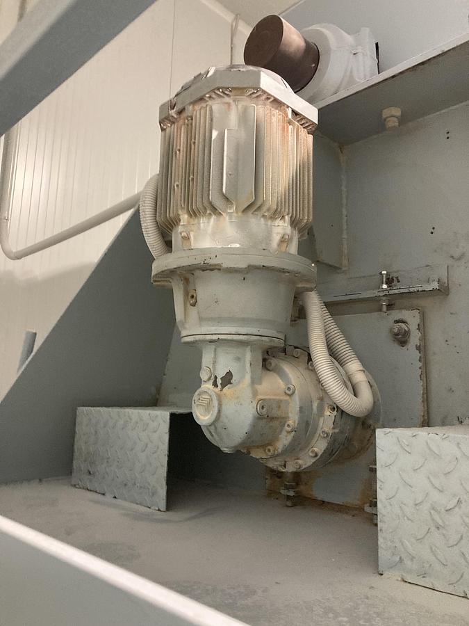 Usado Mezclador en V 2000 litros