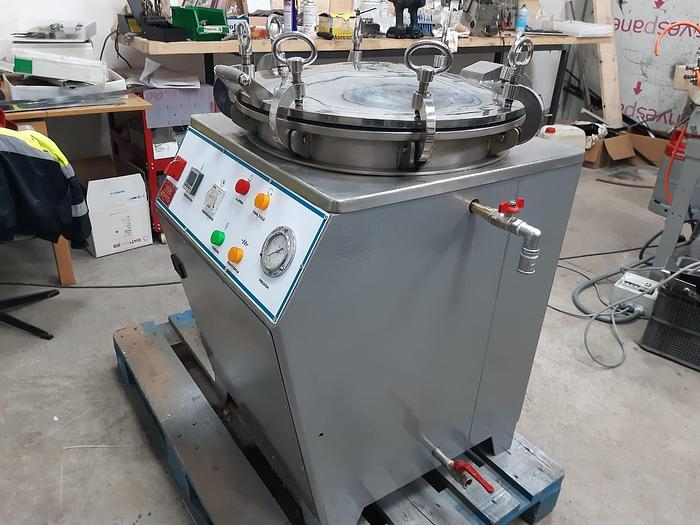 Usado Autoclave de 100 Litros marca IMAHO