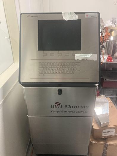 Usado  Tableteadora Rotativa  BWI Manesty 