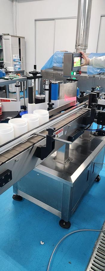 Usado Etiquetadora para botes 