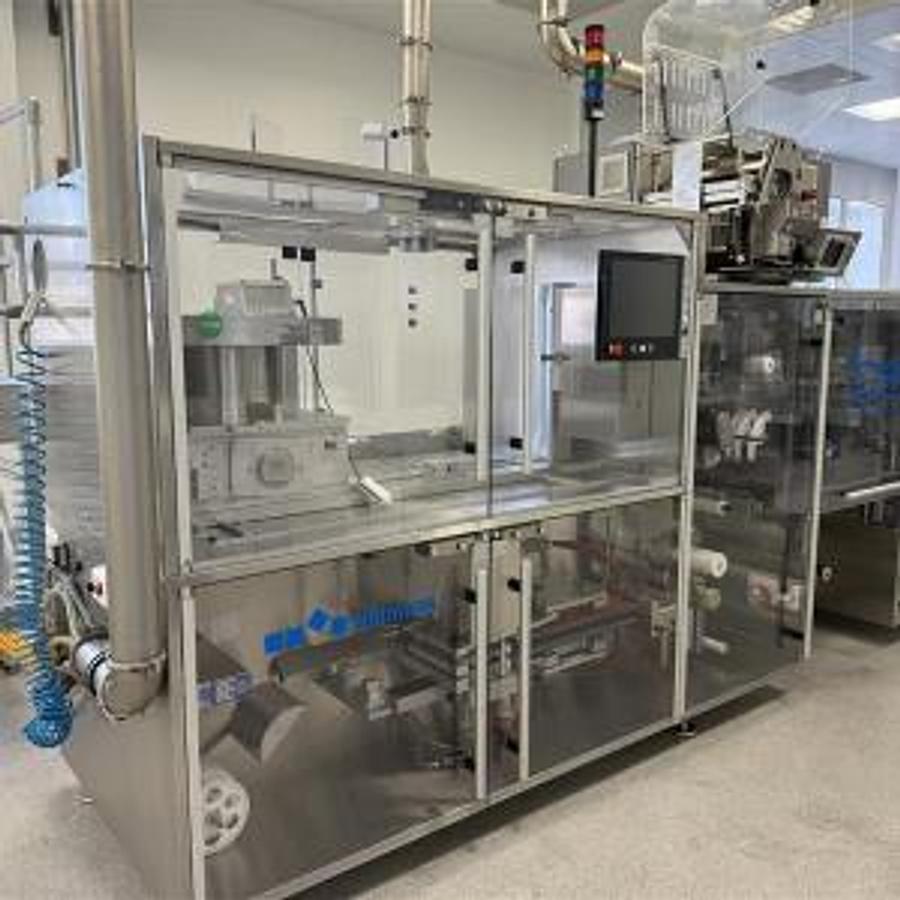 Usado A H Uhlmann BEC300 Linea emblistadora + Estuchadora 