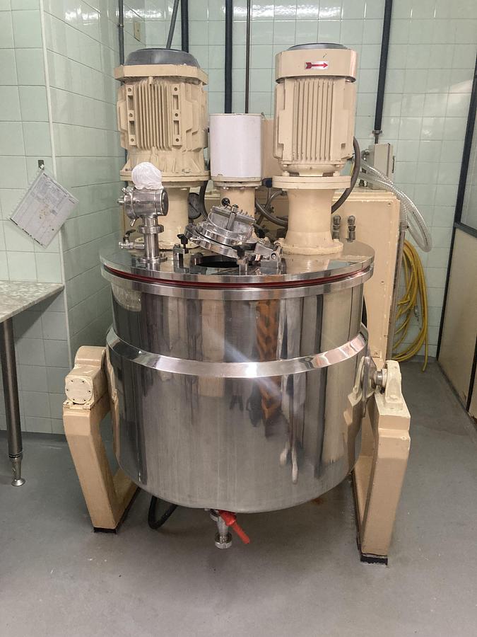 Usado Reactor marca BACHILLER útil 250 litros