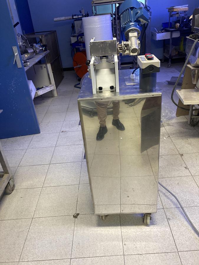 Usado Desemblistadora semiautomática