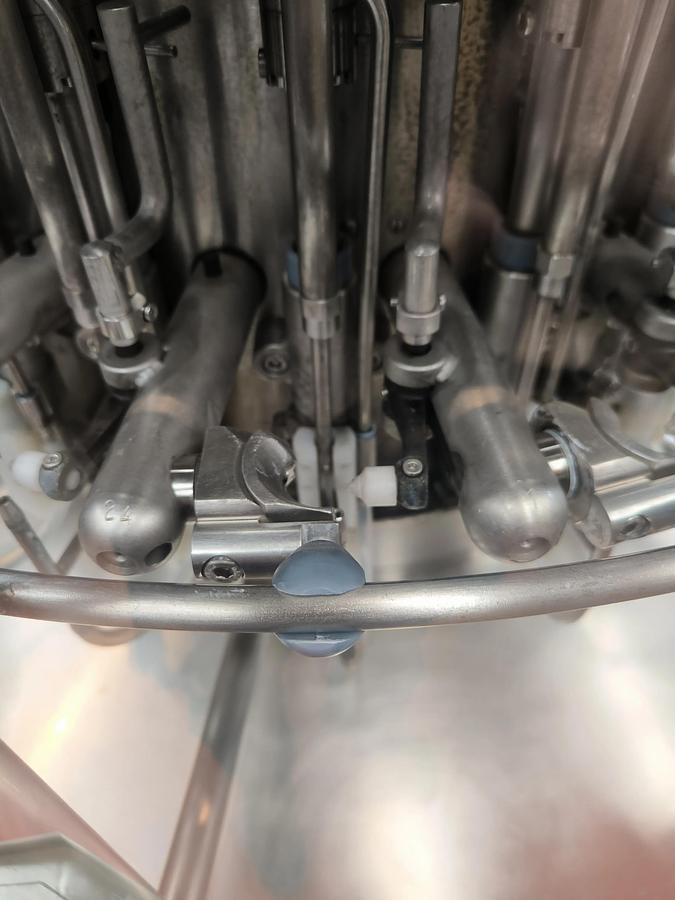 Usado C Enjuagadora de botellas de la marca PERRIER,