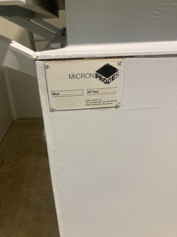 Usado Mezclador en V 2000 litros