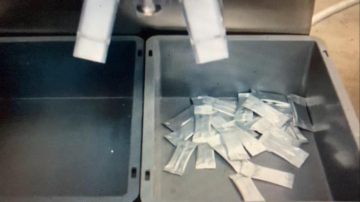 AH Envasadora contadora de microtabletas en sticks Siebler + Goering GmbH & CoKG