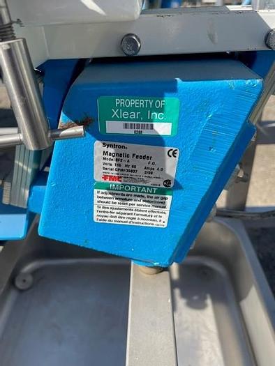 Used CDM Vibratory Feeder with Hopper Model BFZ-A