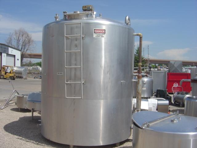 Usado 2000 GALLON PROCESSOR TANK. CHESTER-JENSEN SERIAL CJ6201DS