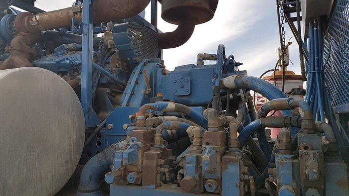 Used 1997 Peerless Hydra Frac Oilwell Cementing Blender Trailer