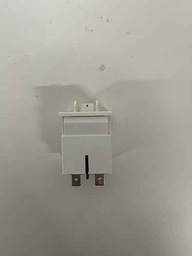 Carlin Technologies MA2-B-34-615-1-A14-1-D M Series Circuit Breaker