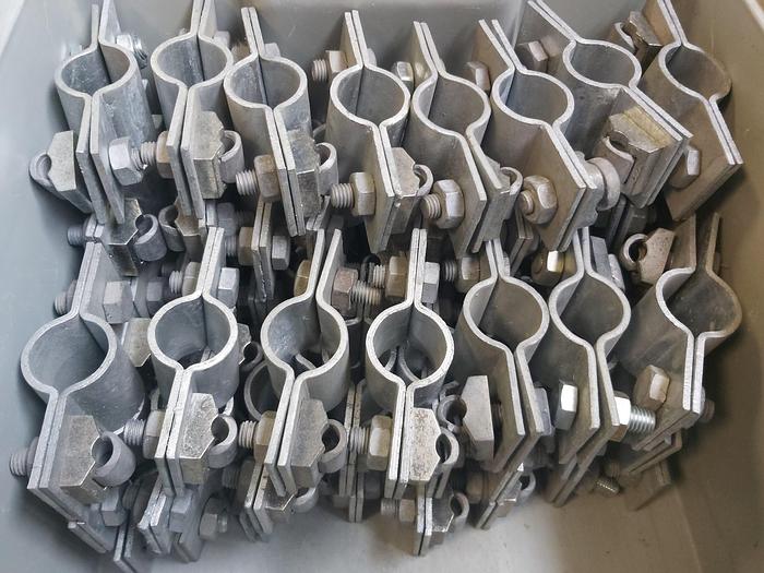 18 Stück Erdungsschelle, schwere Ausführung, D 27 bis D 35 mm,  neuwertig