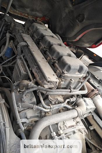 Used 2001 SCANIA P114G 380 tractor unit
