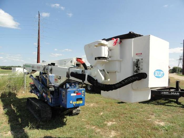 Used 2013 skylift/ versalift SUPER ARBORIST 53/VST521