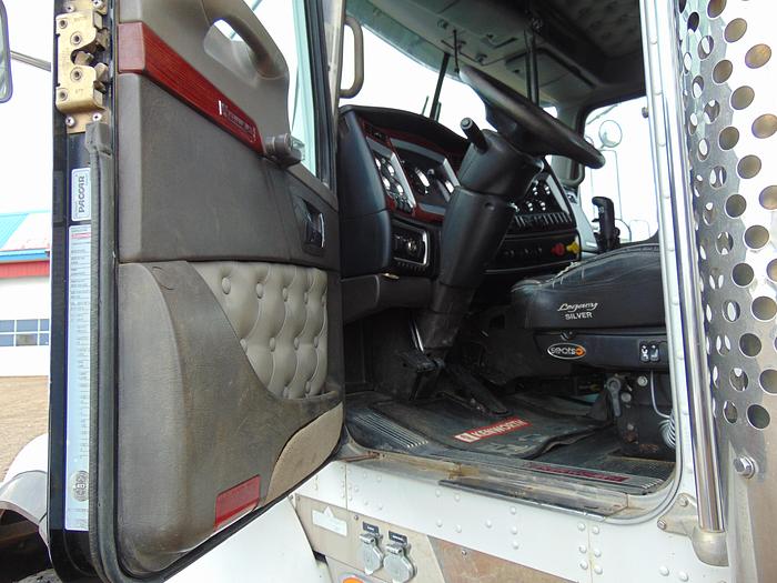 Used 2007 KENWORTH T803SS 6X4 WINCH TRACTOR