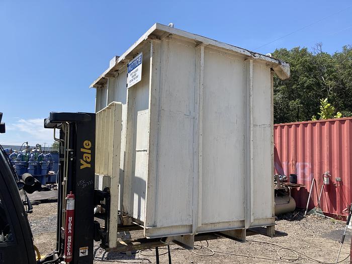 Used Used approximately 900 gallon stainless steel rectangular mix tank