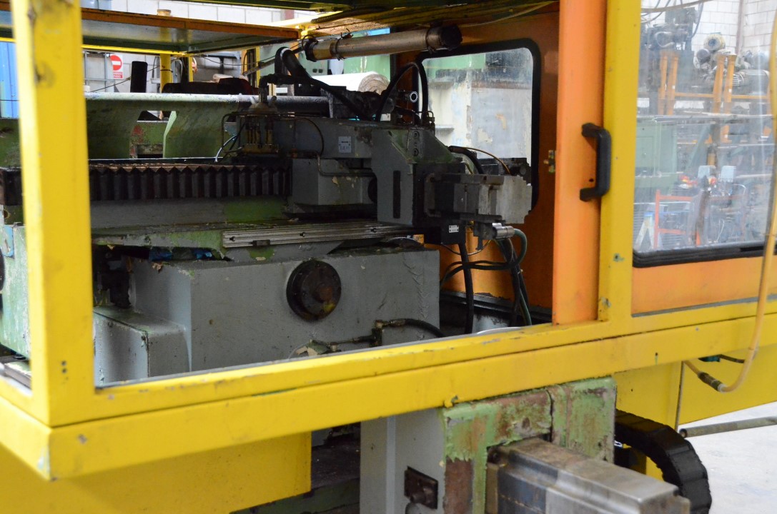 Usado 1997 ESTARTA 327 CNC Rectificadoras sin centros #4478