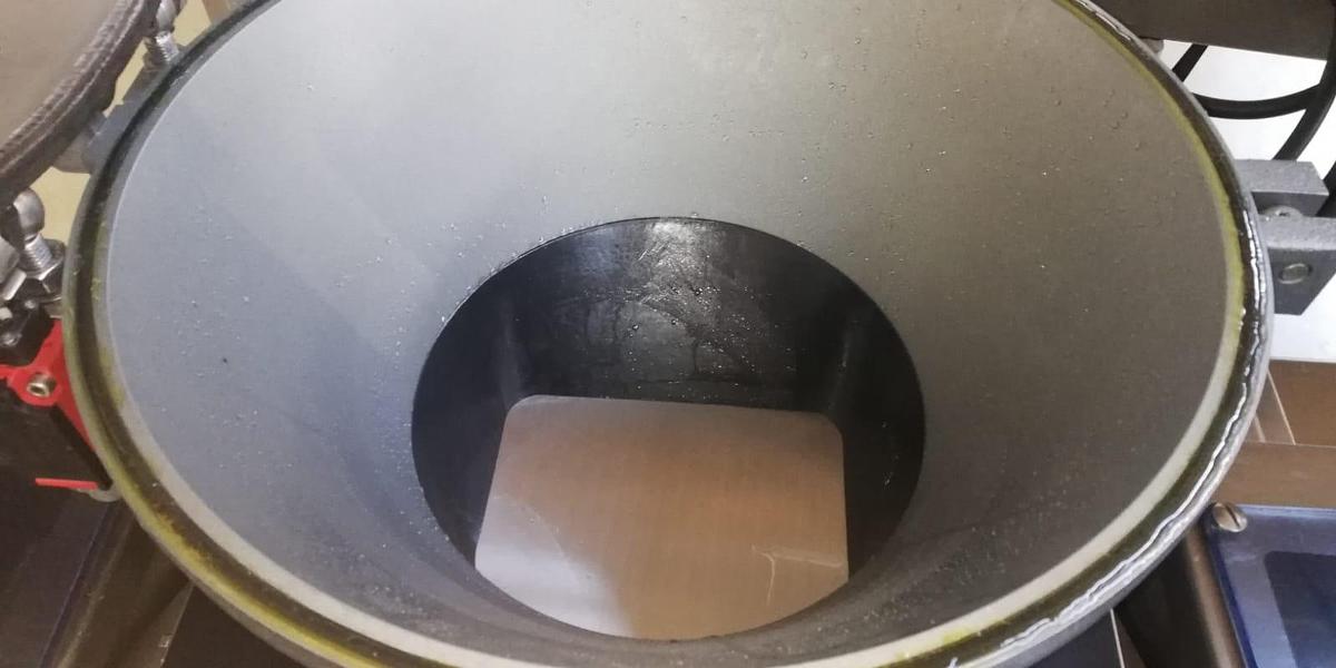 Usato Gostol Bread Line