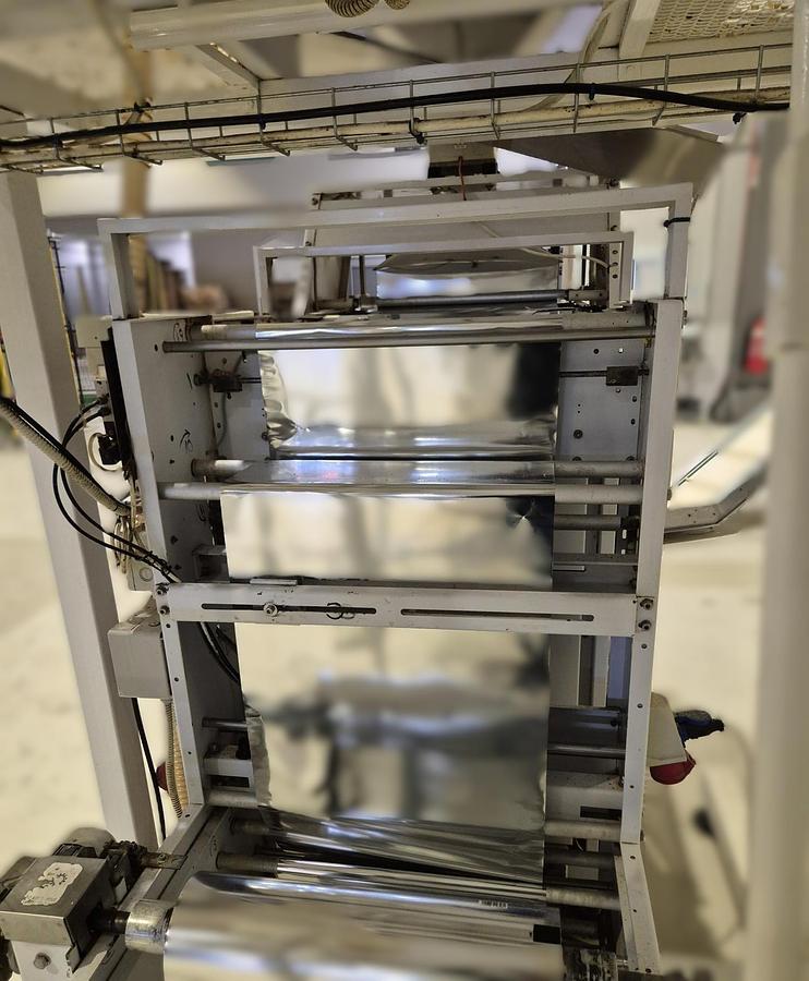Usato 2000 Simionato MH7 B12 packaging machine