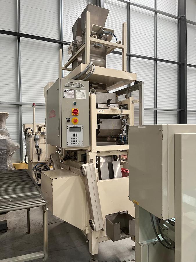 Used 1995 Stiavelli Long Pasta packaging machine