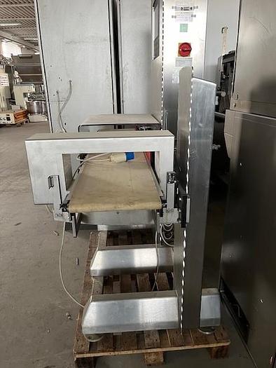 Usato Check weigher and metal.