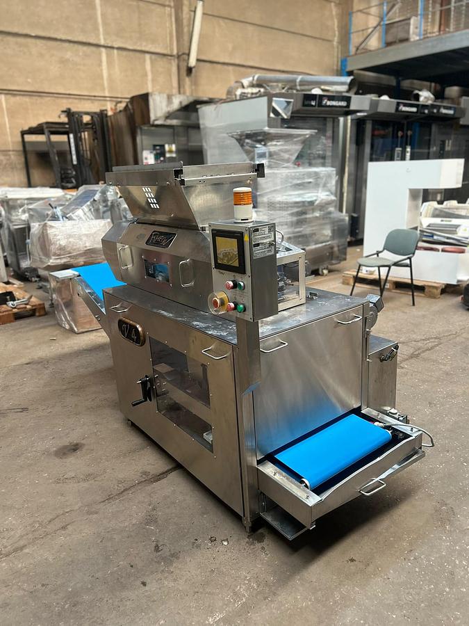 Usato 1999 Rheon V4 Dough Feeder