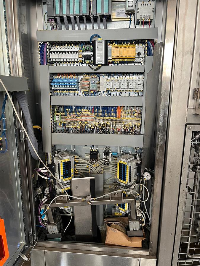 Used ASEPTIC FILLING MACHINE