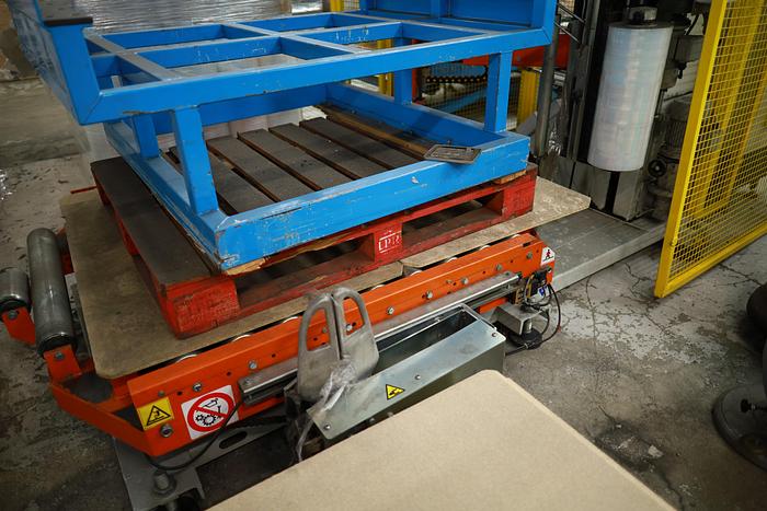 Usato 2005 Robopac Robopac pallet wrapping machine