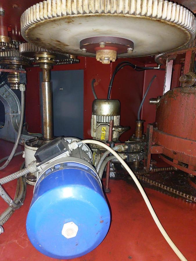 Usato 1999 Robino & Galandrino Thermal Capping machine