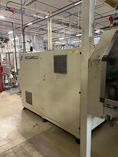 Usato 1999 Ricciarelli Double square bottom short pasta packaging machine