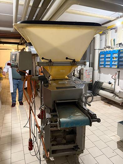 Used 2010 WP Kemper Quadro