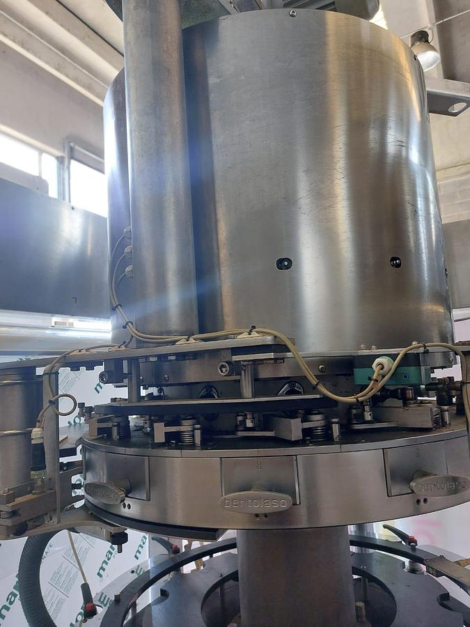 Usato 2011 Bertolaso Capping machine