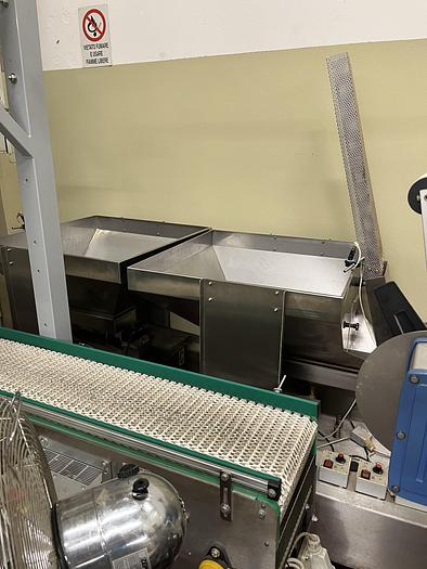 Usato PFM vertical packaging machine with multi