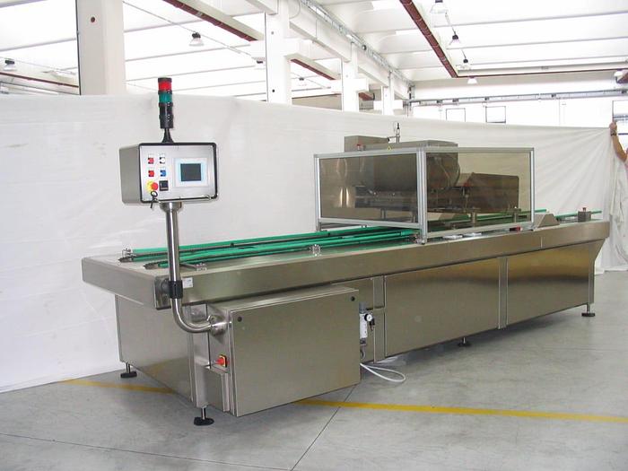 Usato 2016 Canol Vertical injecting machine