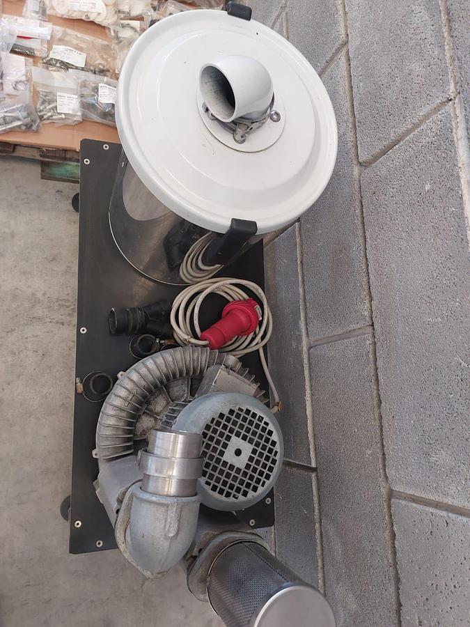 Usato 2011 Bertolaso Capping machine