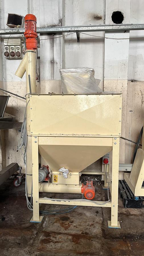 Usato Used Industrial Bread Grinding and Breadcrumb Production Line – MF Italy MEC25
