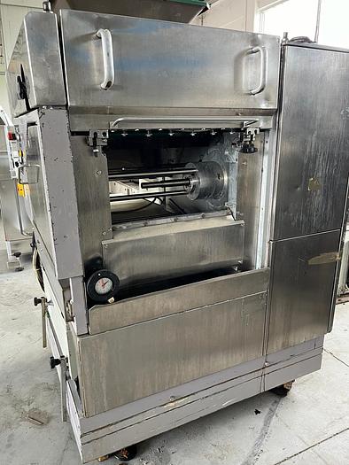 Usato 2006 Pietroberto short pizza lamination line
