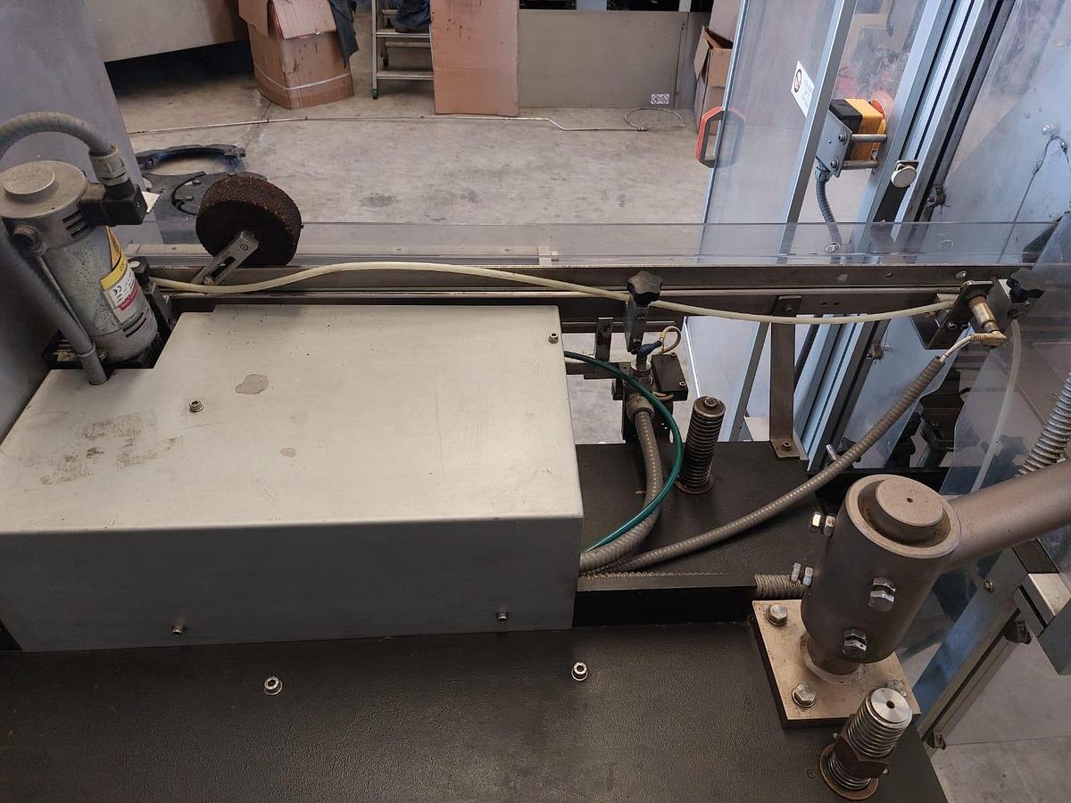 Usato 1999 Robino & Galandrino Thermal Capping machine