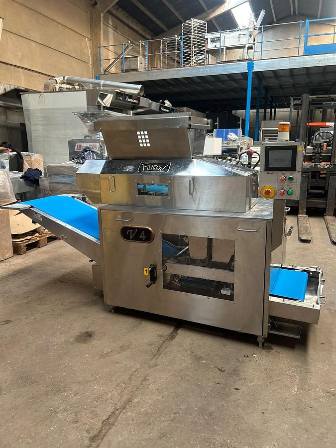 Usato 1999 Rheon V4 Dough Feeder